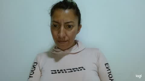 candymilfff online show from August 11, 4:09 pm
