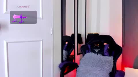 candyrose__ online show from August 5, 1:31 pm