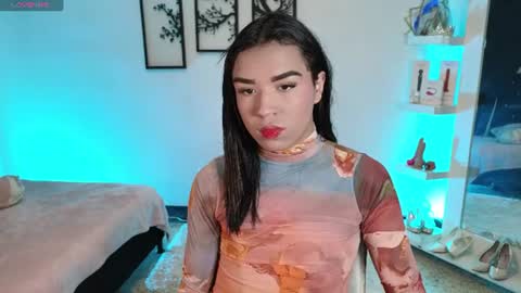 candyy_doll_ online show from August 5, 11:08 am