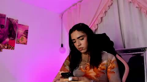 candyy_doll_ online show from August 15, 10:30 am