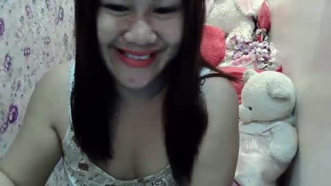 candyyonah03 online show from April 23, 8:23 pm