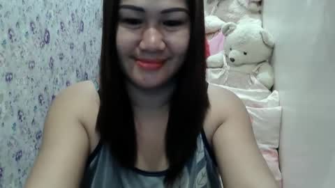 candyyonah03 online show from May 12, 8:31 pm