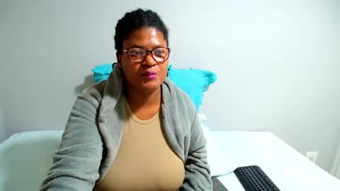 candyyumsaerolaxx online show from August 10, 8:27 am