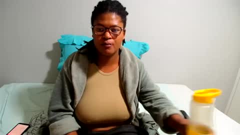 candyyumsaerolaxx online show from August 10, 3:02 pm