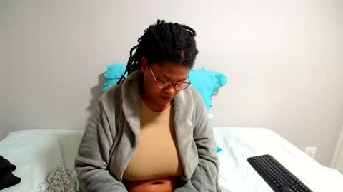 candyyumsaerolaxx online show from August 11, 5:15 pm