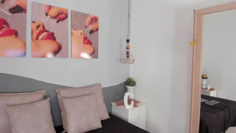 cannelasmith online show from August 9, 1:56 pm