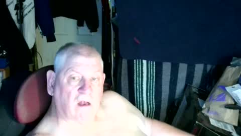 canoelicker69 online show from August 1, 7:20 pm