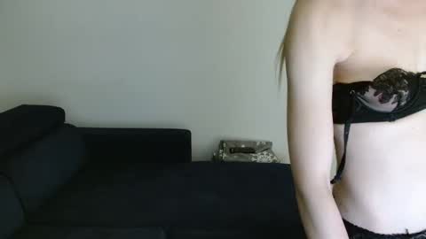 capo939155 online show from May 13, 9:58 pm