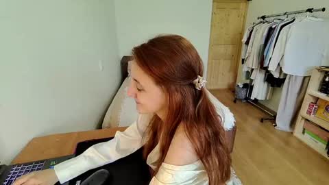 Sara online show from July 28, 9:15 am