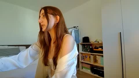 Sara online show from August 14, 1:37 pm