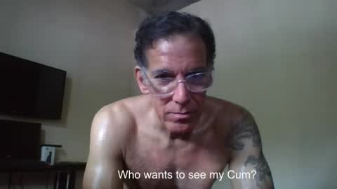 captainfox_ online show from August 7, 6:08 pm