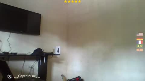 captainfox_ online show from August 12, 1:46 pm