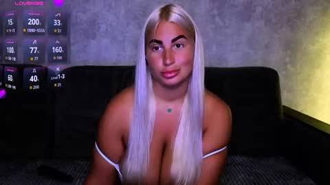 cara__harris online show from August 4, 9:23 pm