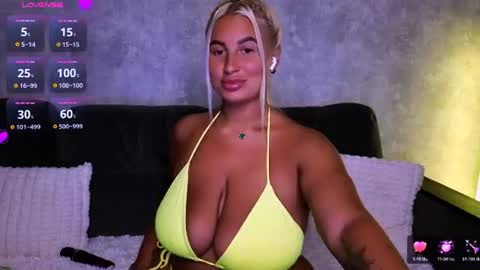 cara__harris online show from August 8, 8:53 pm