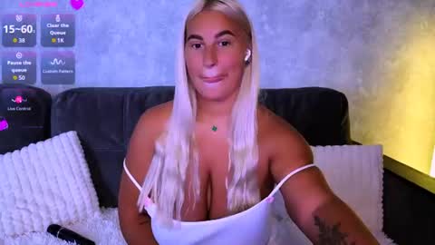 cara__harris online show from August 11, 11:23 am