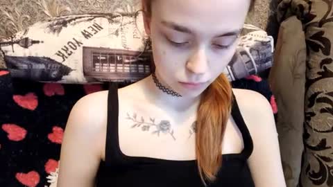 Sara online show from August 6, 3:44 pm