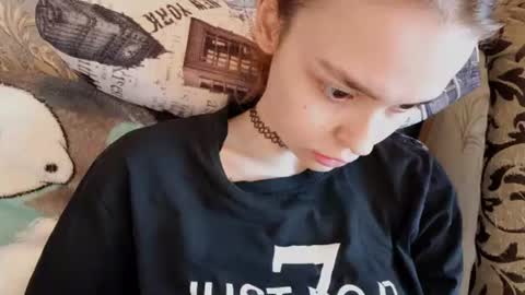 Sara online show from August 11, 2:19 pm