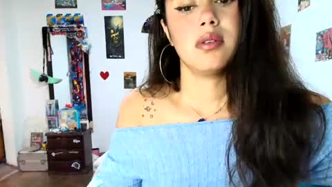      ing  online show from August 6, 3:44 pm