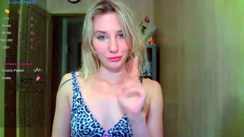 caramel online show from July 18, 9:49 pm