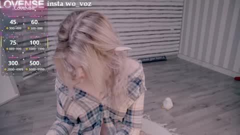 NONA   follow online show from March 25, 9:59 am
