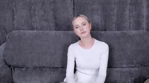 Carey online show from August 12, 1:08 am