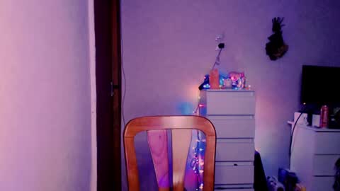 Carin online show from August 2, 4:08 am