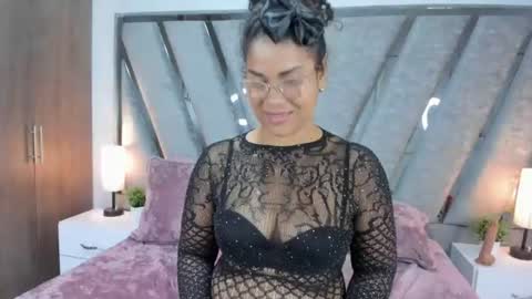 carla_fox__ online show from August 14, 11:41 pm