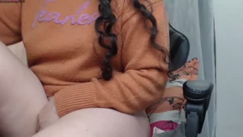 carla_naugthy_ online show from July 22, 1:35 pm