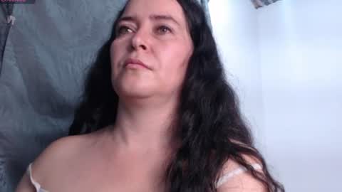carla_naugthy_ online show from July 27, 11:05 am