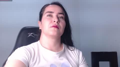 carla_naugthy_ online show from August 6, 3:33 pm