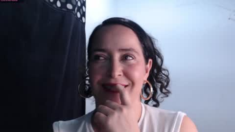 carla_naugthy_ online show from August 11, 11:12 am