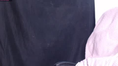 carla_naugthy_ online show from August 12, 3:03 pm