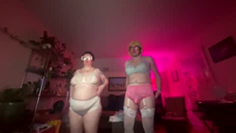 carlacee online show from March 1, 6:21 am