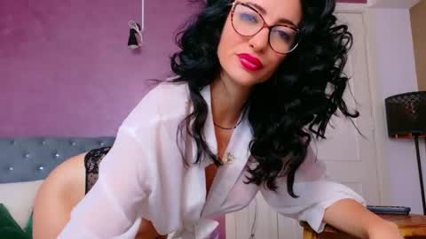 carlareys online show from August 15, 6:50 am