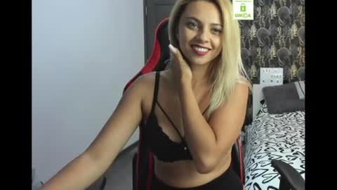 CarlaStaceFun online show from August 5, 5:00 pm