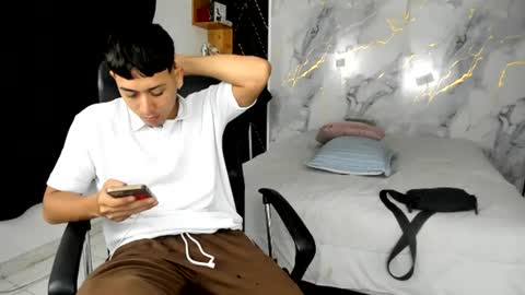 carlos online show from July 26, 4:06 am
