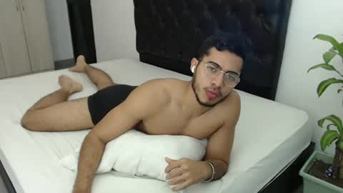 Carlitos online show from August 2, 2:51 am