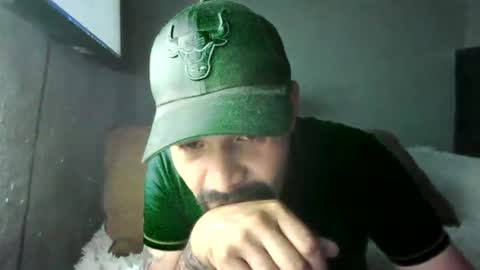 carlos100699 online show from August 7, 10:10 pm