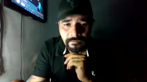 carlos100699 online show from August 11, 1:51 am