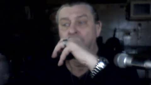 carlos712009 online show from August 12, 7:22 am