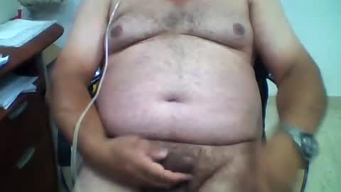 carlos8711 online show from August 6, 5:34 pm