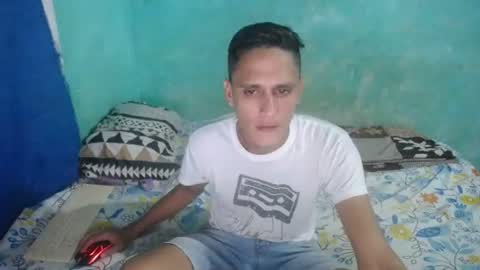 carlos_steven online show from August 15, 1:31 am