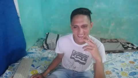 carlos_steven online show from August 15, 2:37 am