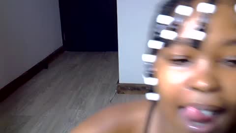 carlsexyy9 online show from August 1, 9:48 am