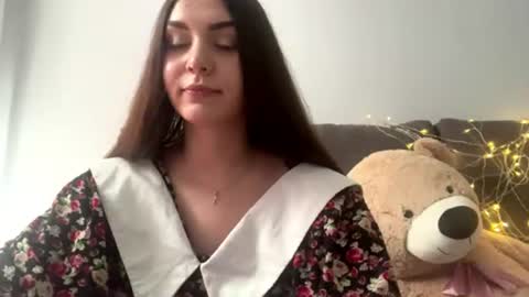 LinaLisa online show from August 5, 11:41 am