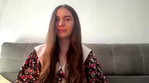 LinaLisa online show from August 6, 12:48 pm