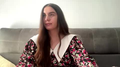 LinaLisa online show from August 6, 1:54 pm
