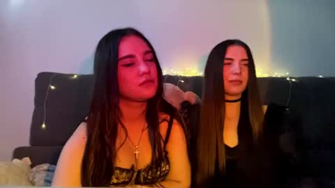 LinaLisa online show from August 12, 4:09 pm
