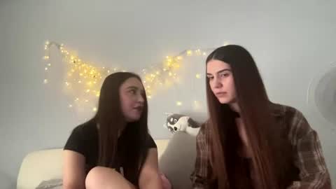 LinaLisa online show from August 14, 9:02 am