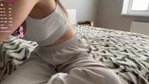 Lisa online show from July 31, 12:33 pm